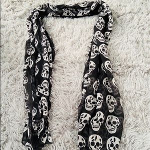 Skull Scarf